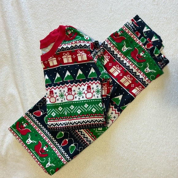 New Children’s Place Kids Pajama Set Christmas Holiday Festive Fair Isle Pattern - Picture 6 of 6